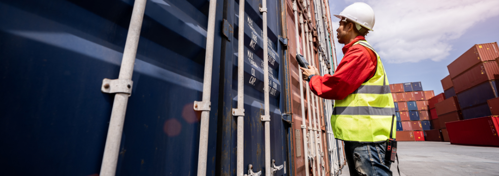 Exportações Catarinenses em Destaque: Produtos de Madeira e Motores Impulsionam Crescimento